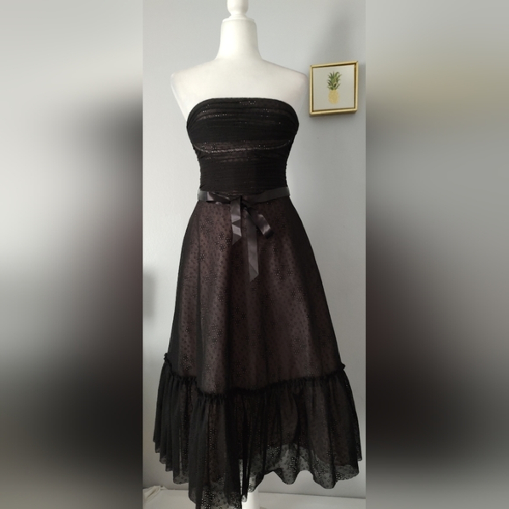 Party Cocktail Prom Bcbgmaxazria dress Strapless Tulle Wedding Size 4 Black